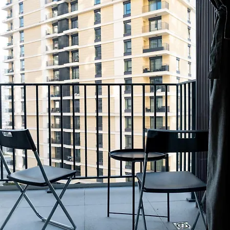 Waterfront Luxury - Free Parking Belgrade